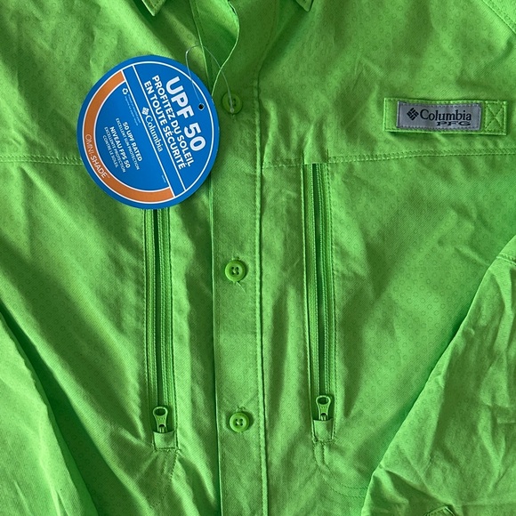 Bright green Columbia Button-Up Shirt - Picture 4 of 9